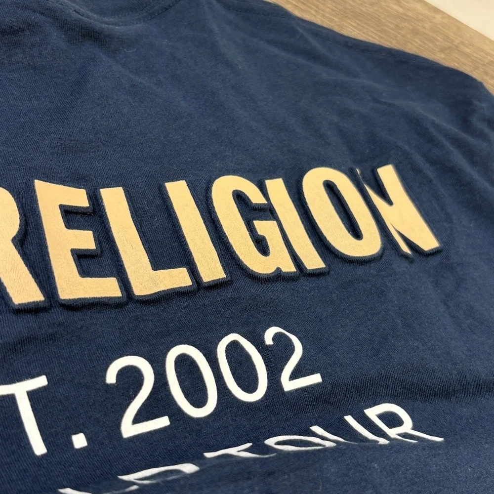 True Religion World Tour Logo Graphic Tee – Navy Blue | Size Large